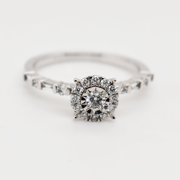 9ct White Gold Cluster Diamond Ring