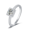 Square Halo 0,50ct Moissanite Ring