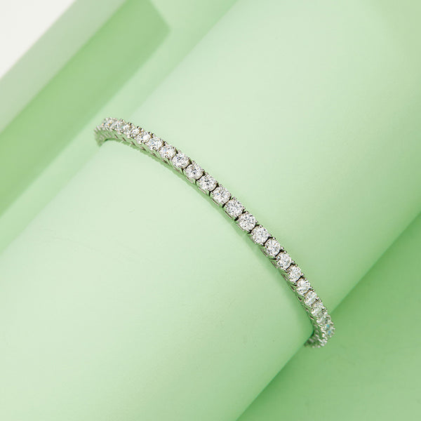 Sterling Silver Moissanite Tennis Bracelet.