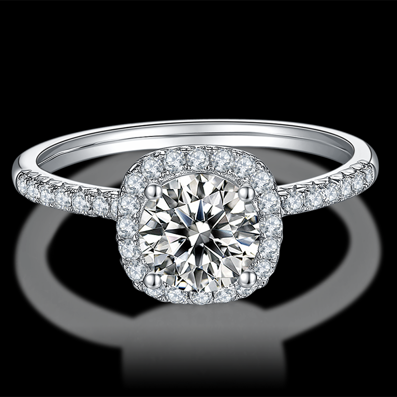 Cushion Cut Moissanite Ring 